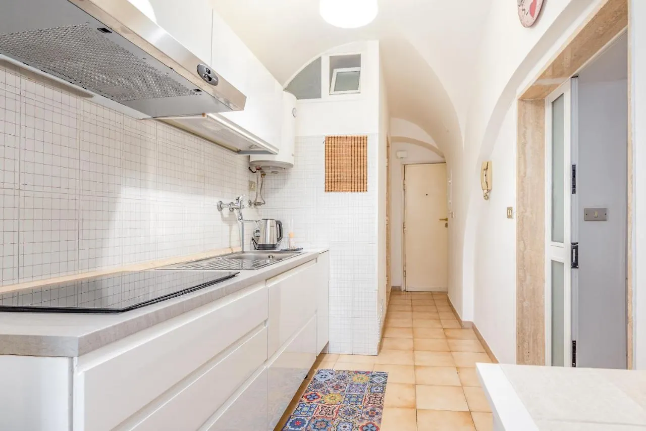 Stazione Centrale & Universita Lovely Apartment Bari