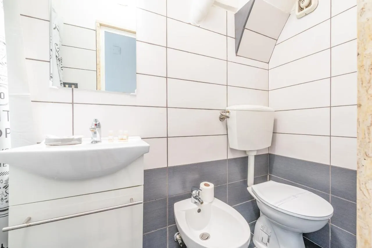 Stazione Centrale & Universita Lovely Apartment Bari